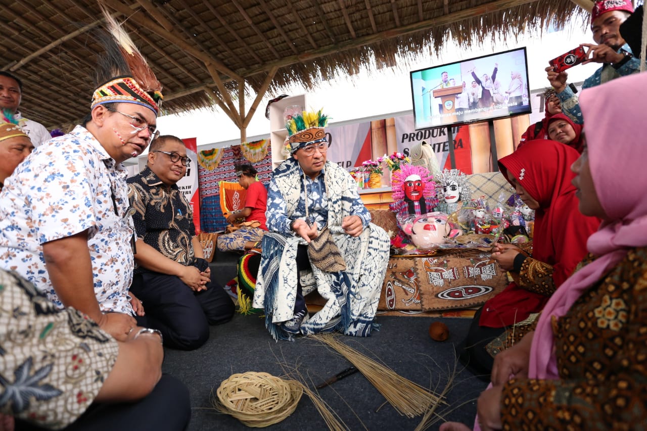 Mensos Menghadiri Pasar Rakyat "Menuju Indonesia Maju"