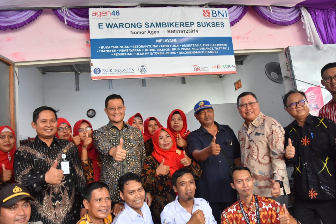 Kunjungan Mensos ke e-Warong KUBE di Surabaya