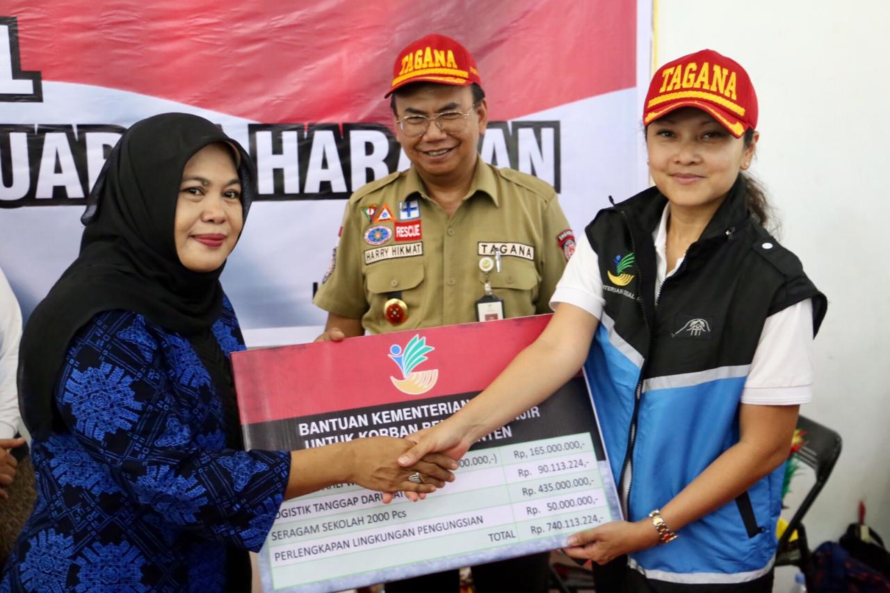 Grace Batubara Salurkan Bantuan Sosial Kemanusiaan ke Lebak, Banten