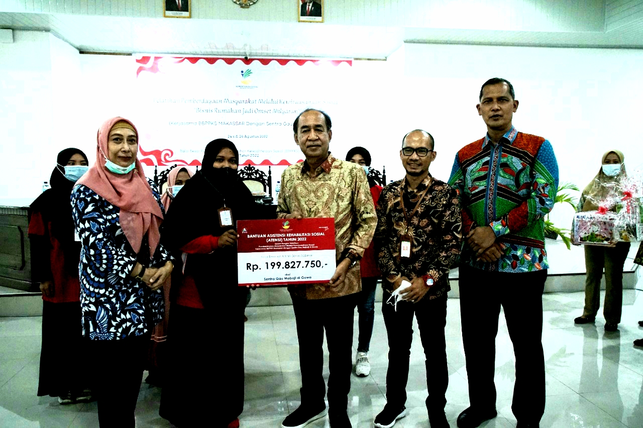 Ketua Komisi VIII DPR RI Menutup Pelatihan Kewirausahaan BBPPKS Makassar