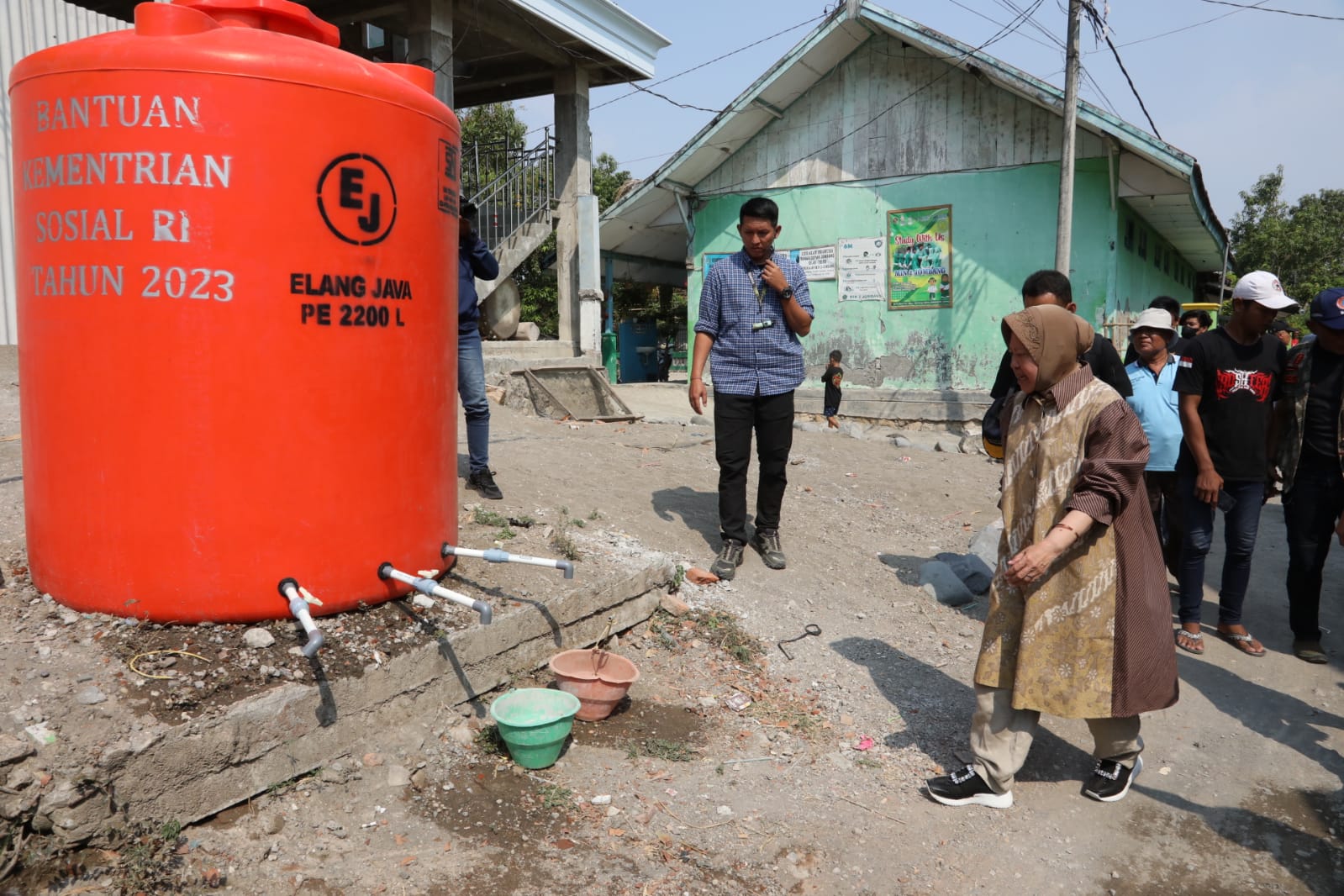 Krisis Air di Desa Klitih Jombang, Kemensos Bantu Pembuatan Sumber Air hingga Air Siap Minum